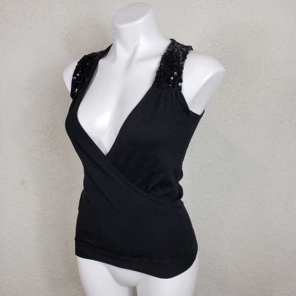 3/$15 Faux wrap sequin tank 65% silk size medium - Picture 1 of 7